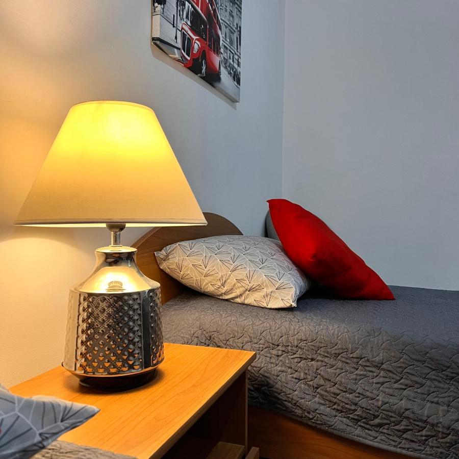 F2 - Lovely Two Bedrooms Flat Sea View, St Julians San Ġiljan Exterior foto